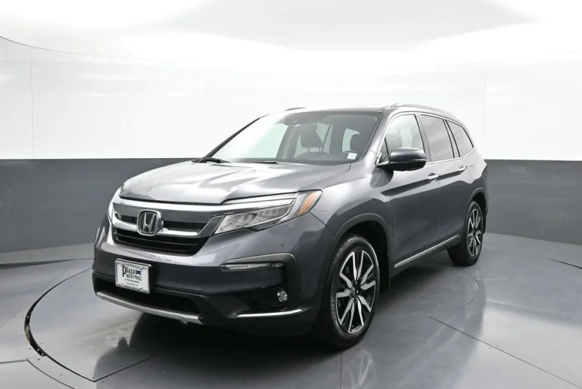 2022 Honda Pilot Touring photo 1
