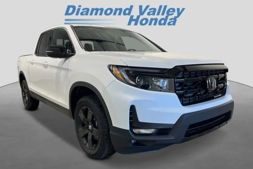 2025 Honda Ridgeline Black Edition photo 1