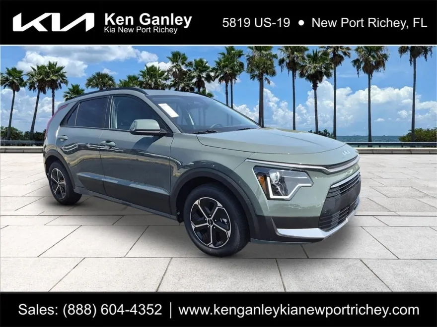 2025 Kia Niro EX photo 1