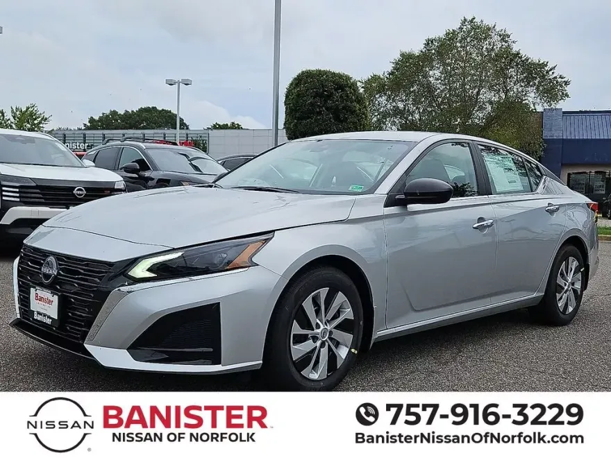 2025 Nissan Altima S photo 1