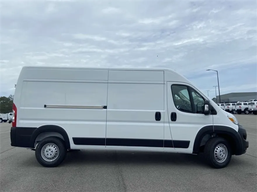 2024 Ram ProMaster 2500 photo 1