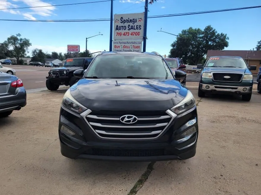 2017 Hyundai Tucson SE photo 1