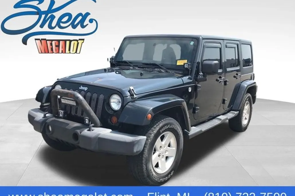 2012 Jeep Wrangler Unlimited Sahara photo 1