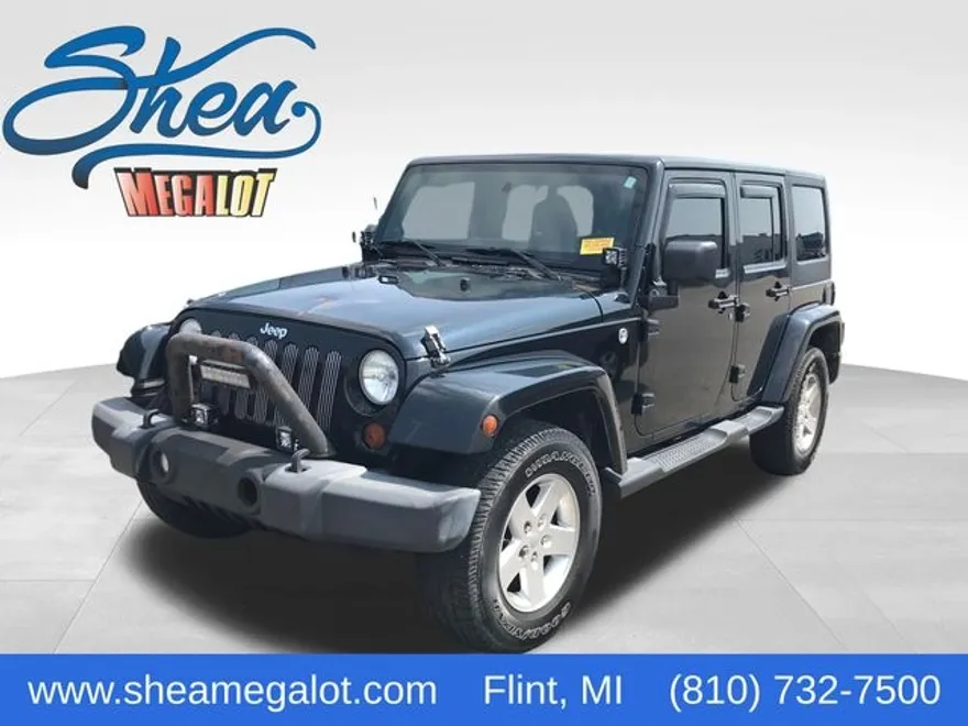 2012 Jeep Wrangler Unlimited Sahara photo 1
