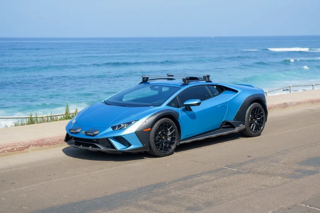 2024 Lamborghini Huracan Sterrato Coupe photo 1