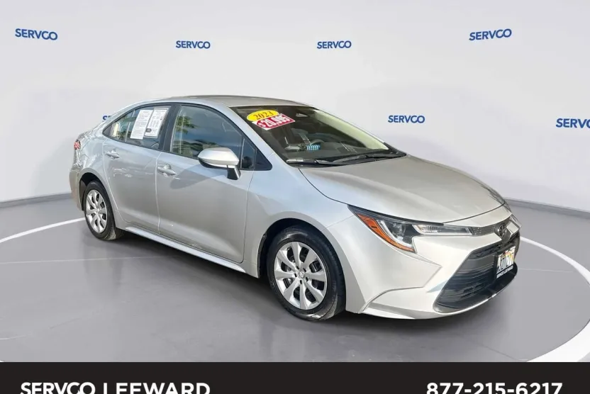 2023 Toyota Corolla SE XLE photo 1