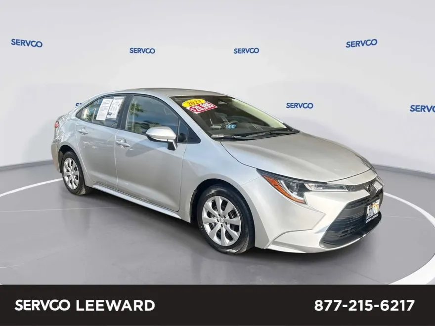 2023 Toyota Corolla SE XLE photo 1