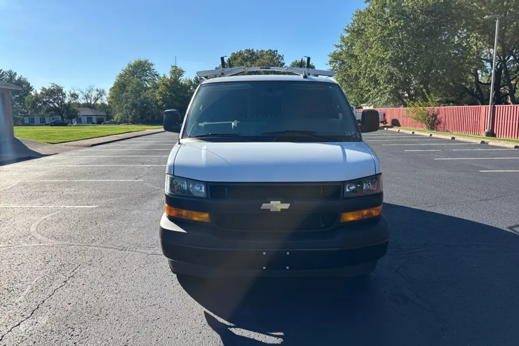 2024 Chevrolet Express Cargo Van 2500 photo 1