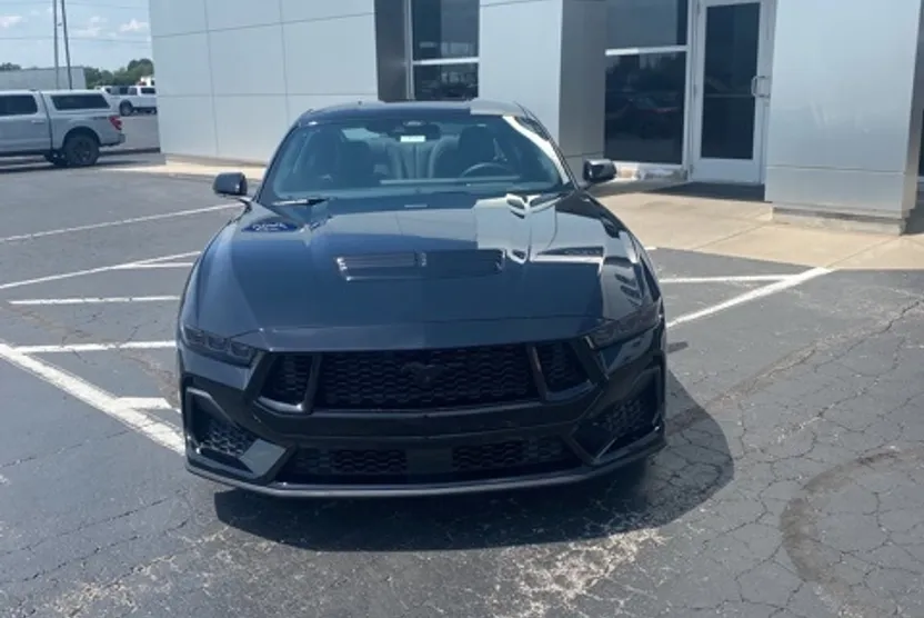 2025 Ford Mustang GT Premium photo 1