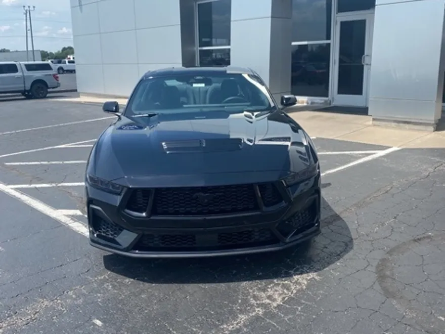 2025 Ford Mustang GT Premium photo 1