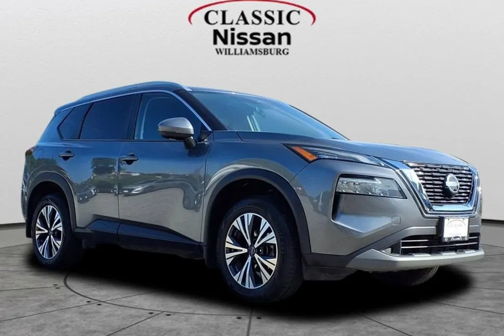 2022 Nissan Rogue SV photo 1