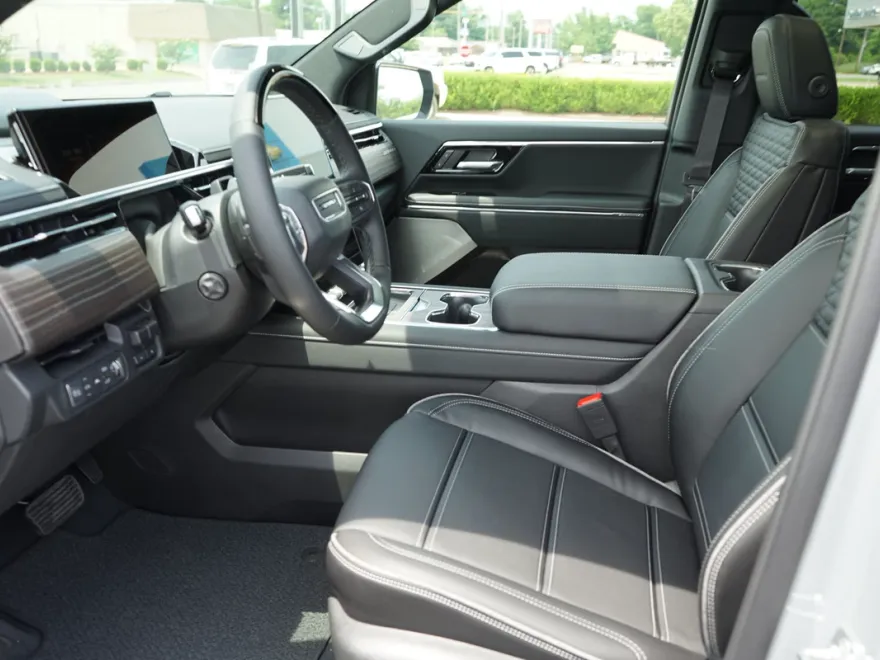 2025 Gmc Sierra EV Denali photo 1