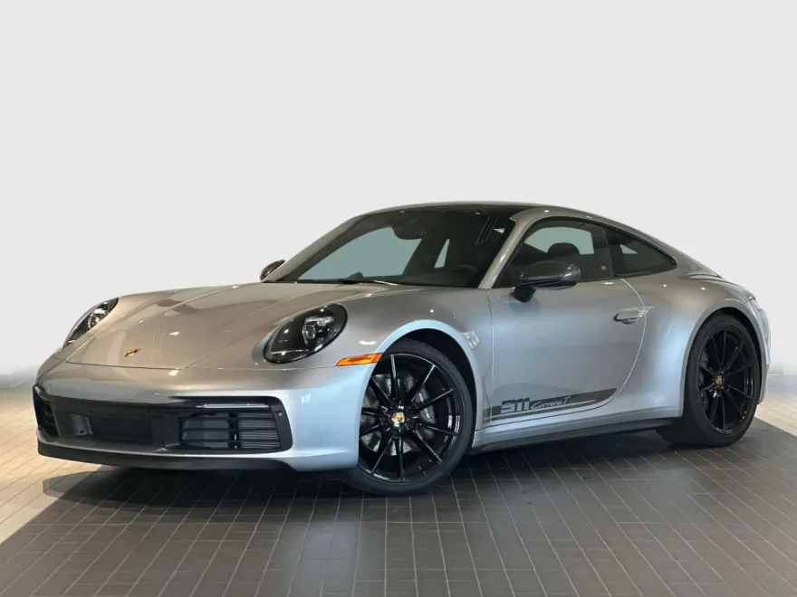 2024 Porsche 911 T photo 1