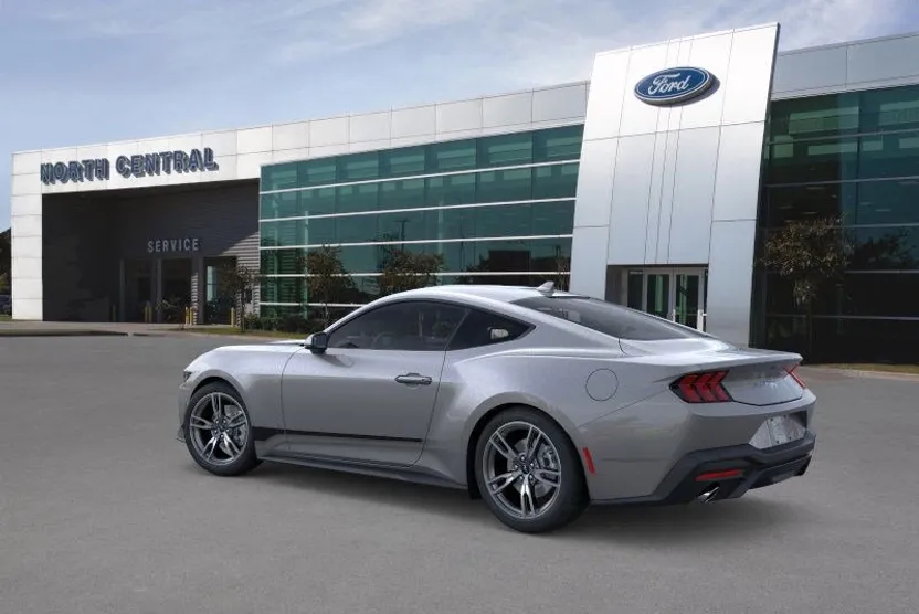 2025 Ford Mustang EcoBoost photo 1