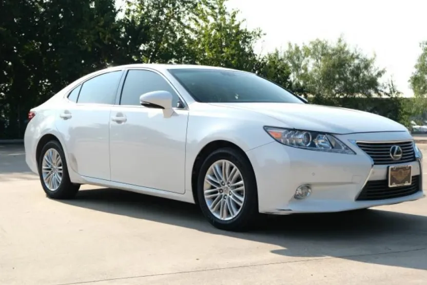 2013 Lexus ES 350 photo 1
