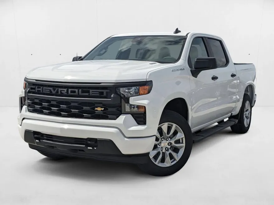 2025 Chevrolet Silverado 1500 Custom photo 1