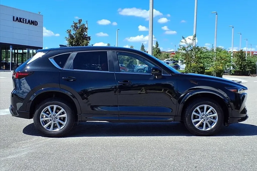 2025 Mazda CX-5 2.5 Select photo 1
