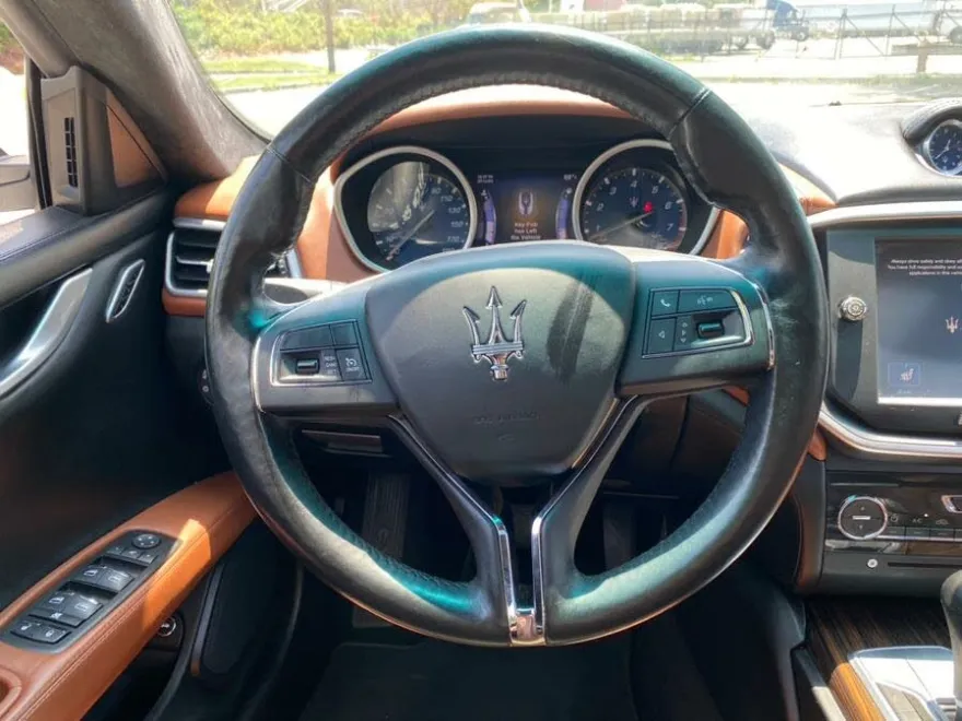 2014 Maserati Ghibli S Q4 photo 22
