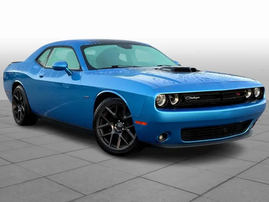 2018 Dodge Challenger R/T Shaker photo 1