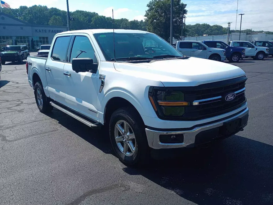 2024 Ford F-150 XLT photo 1