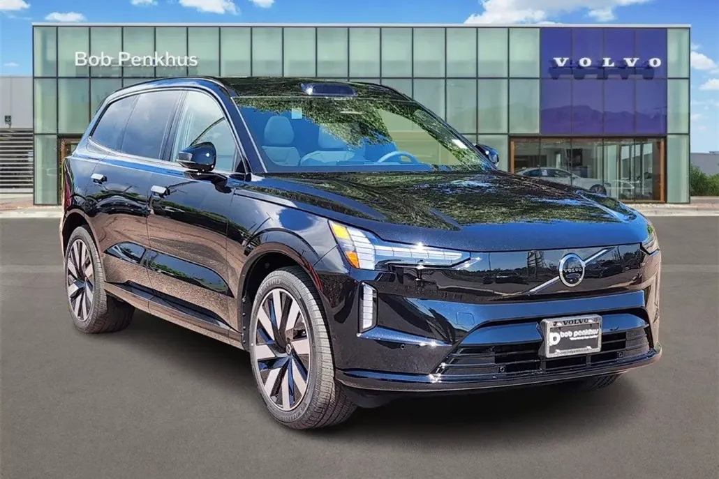 2025 Volvo EX90 Ultra photo 1