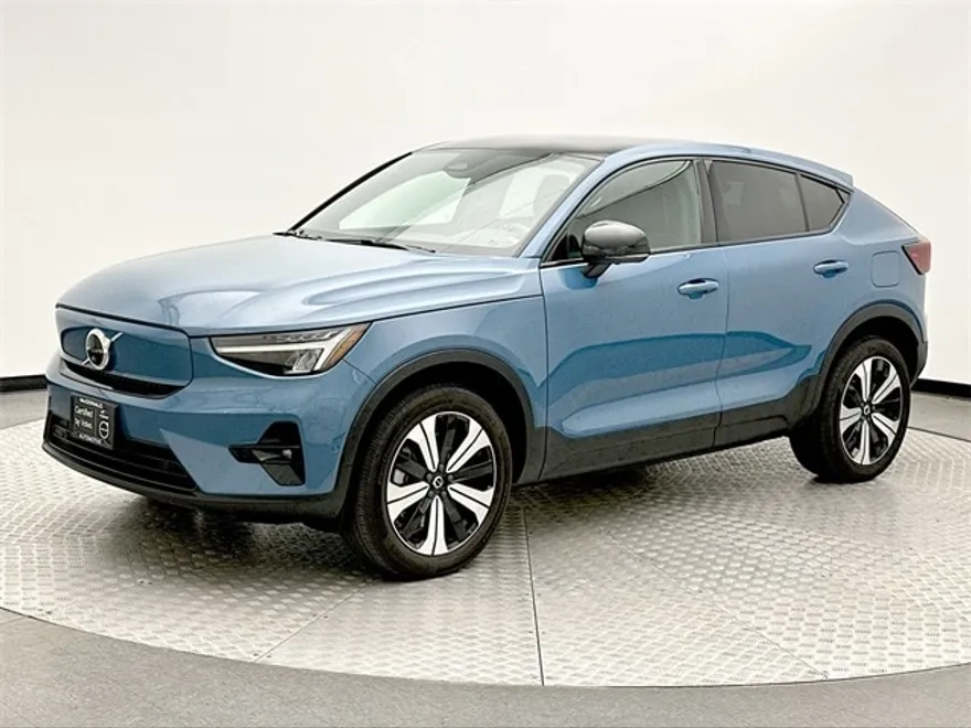 2023 Volvo C40 Recharge Plus photo 1