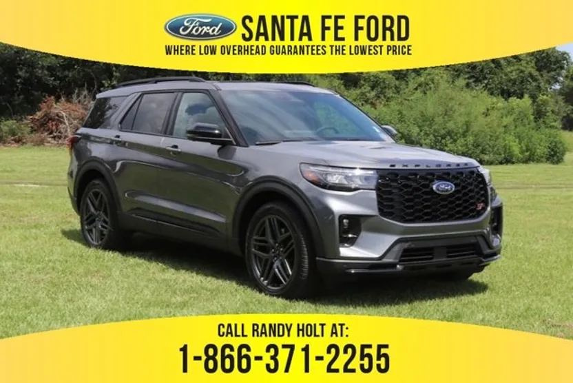 2025 Ford Explorer ST photo 1