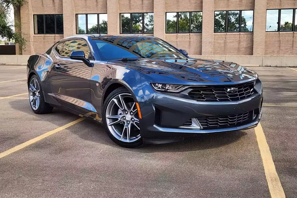 2023 Chevrolet Camaro 2LT RS photo 1