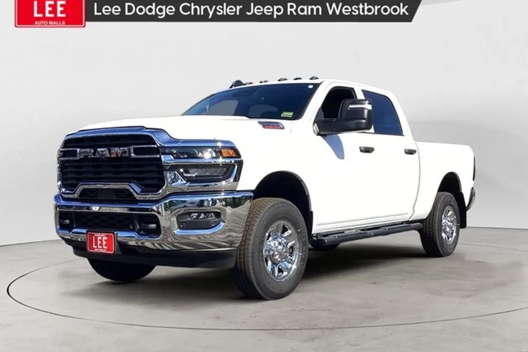 2025 Ram 2500 Tradesman photo 1