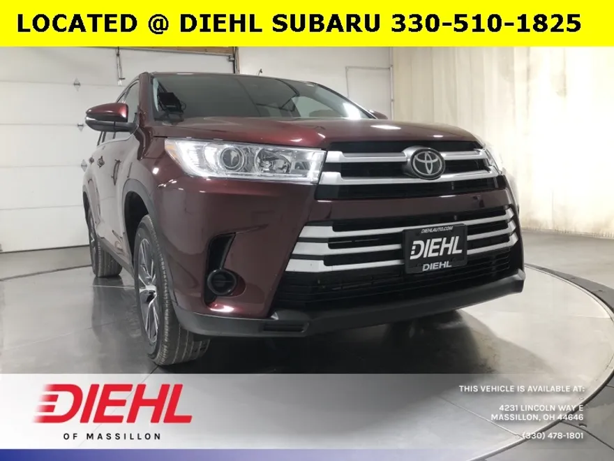 2019 Toyota Highlander LE Sport photo 1
