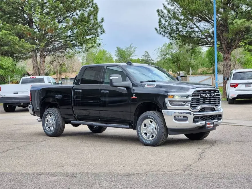 2025 Ram 2500 Tradesman photo 1