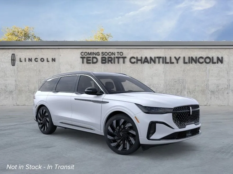2025 Lincoln Nautilus Black Label photo 1
