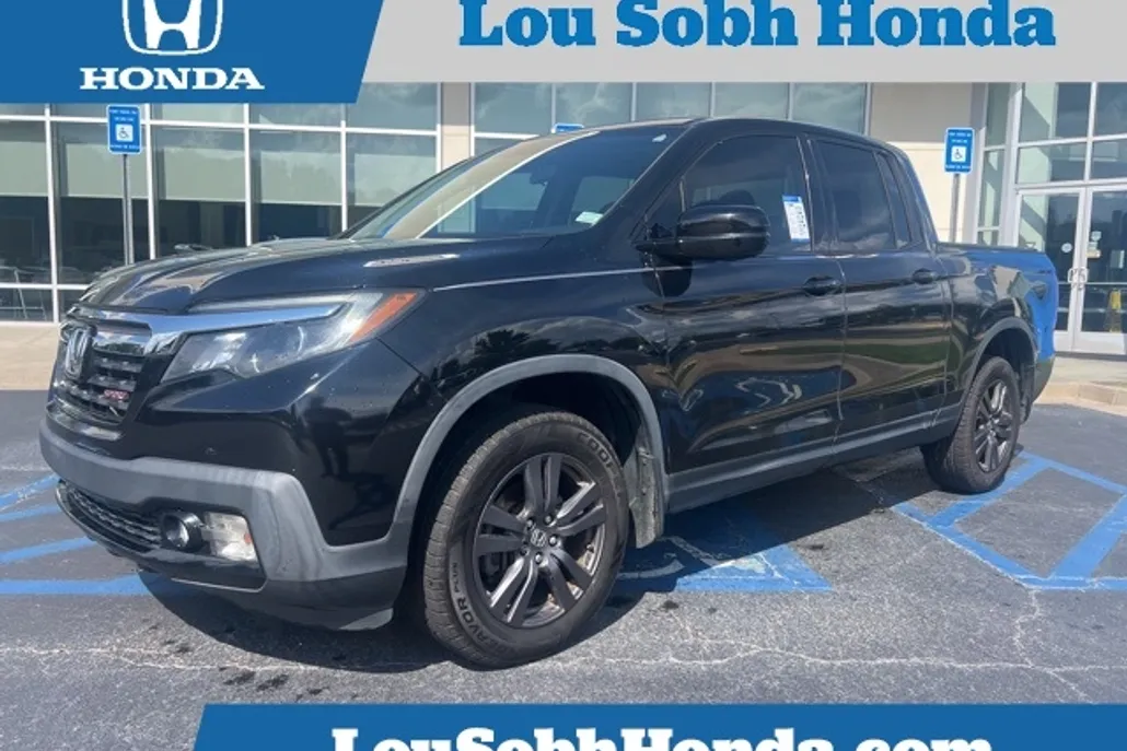 2019 Honda Ridgeline Sport photo 1
