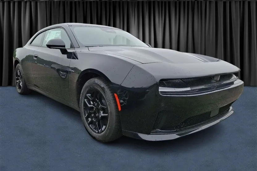 2025 Dodge Charger R/T photo 1
