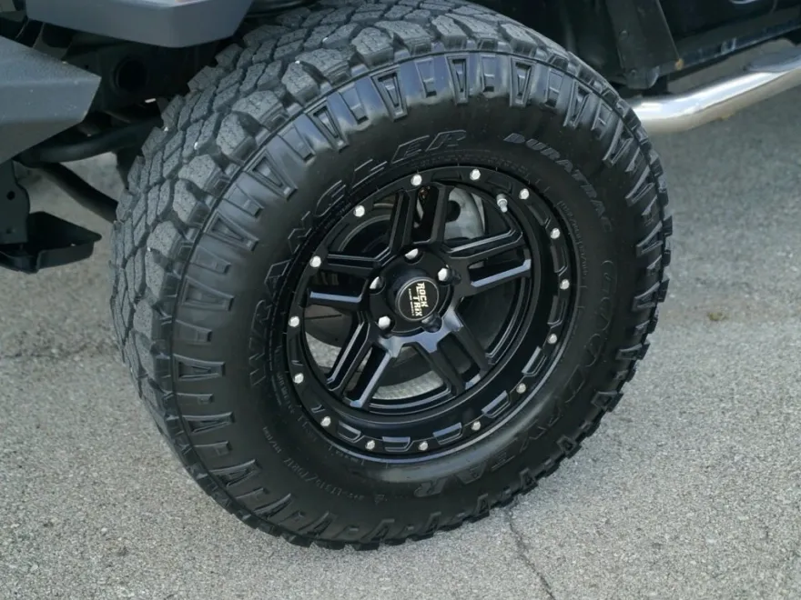 2019 Jeep Wrangler Sport S photo 1