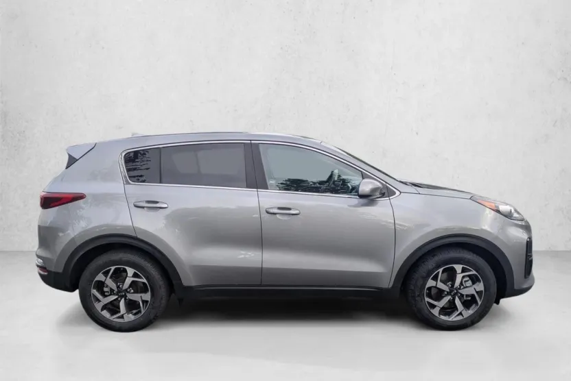 2021 Kia Sportage LX photo 1