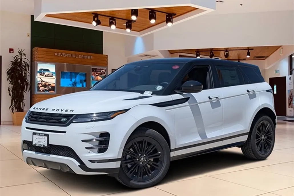 2026 Land Rover Range Rover Evoque Dynamic SE photo 1