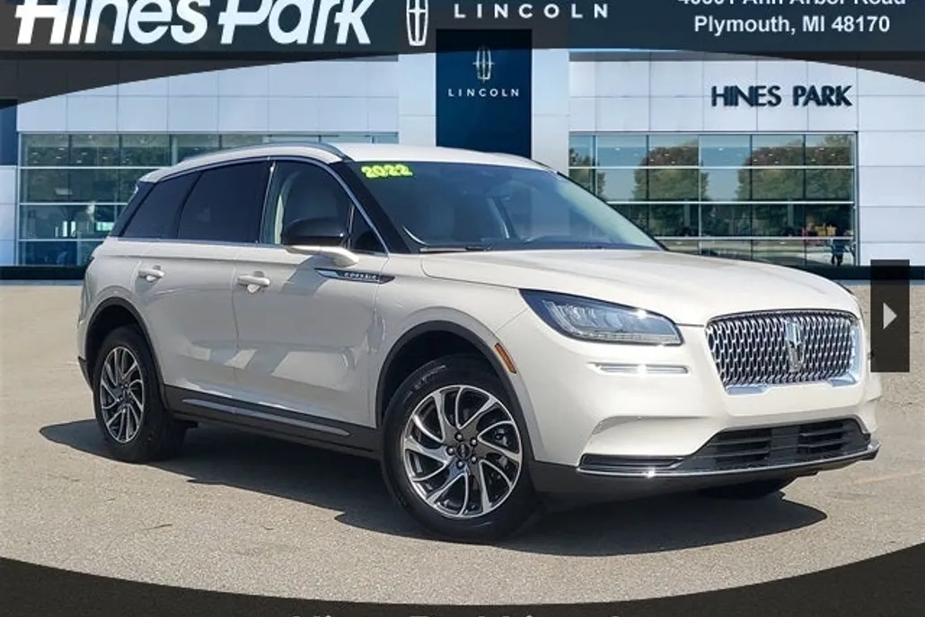 2022 Lincoln Corsair Standard photo 1