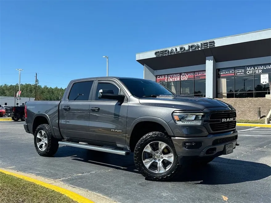2022 Ram 1500 Laramie photo 1
