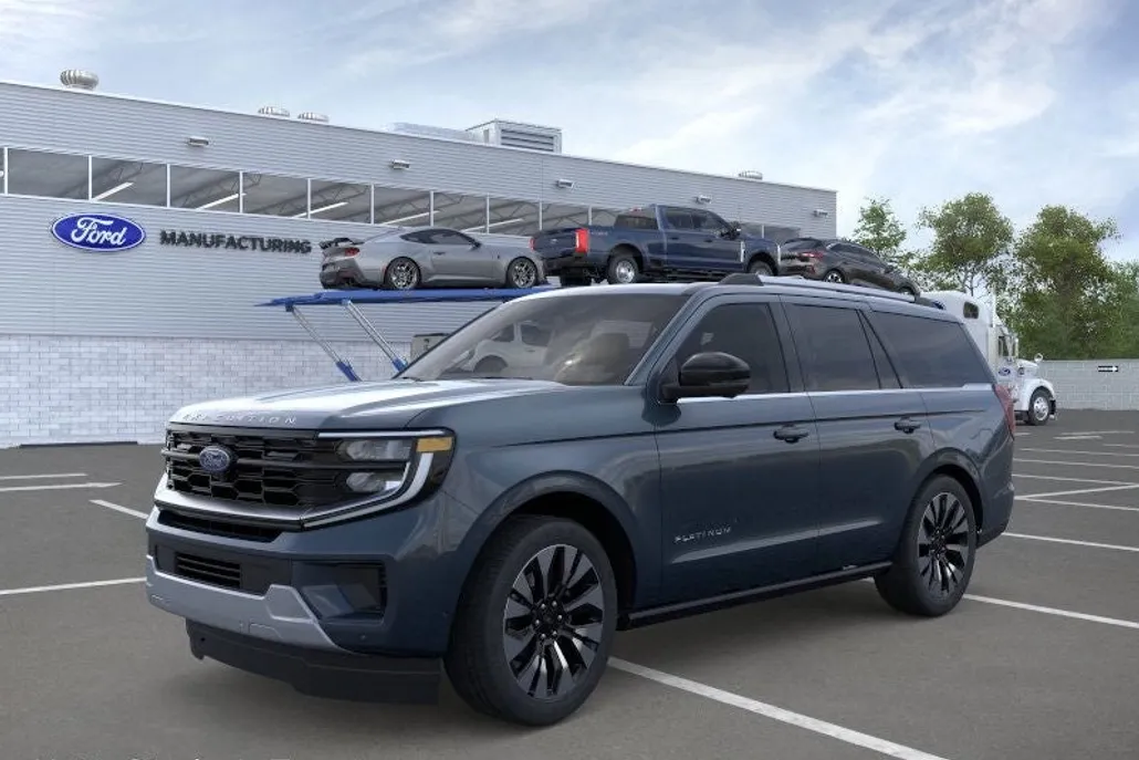 2025 Ford Expedition Platinum photo 1