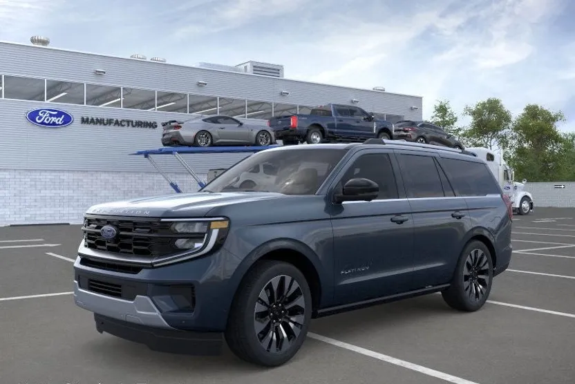 2025 Ford Expedition Platinum photo 1