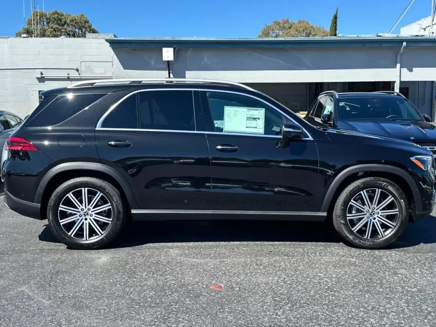 2026 Mercedes Benz GLE 350 4MATIC photo 1
