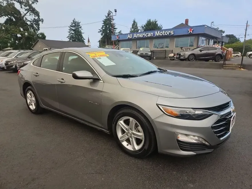 2023 Chevrolet Malibu 1LT photo 1