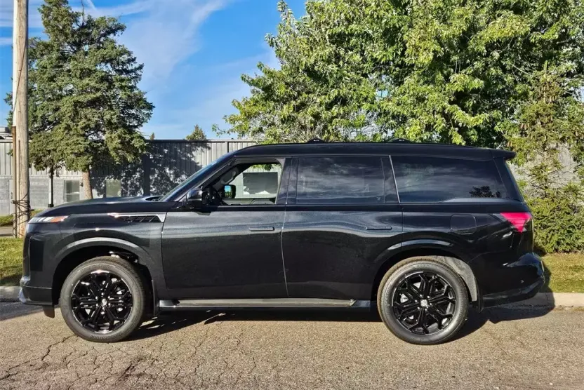 2026 Infiniti QX80 Sensory photo 1