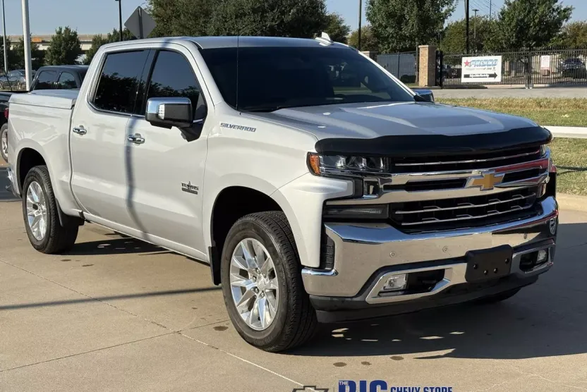 2019 Chevrolet Silverado 1500 photo 1