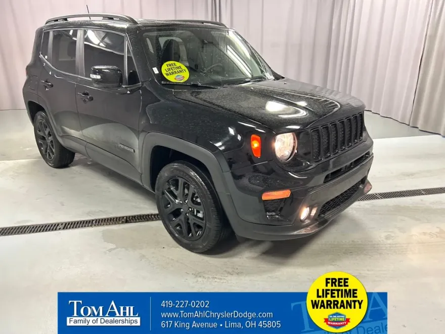2023 Jeep Renegade Latitude photo 1