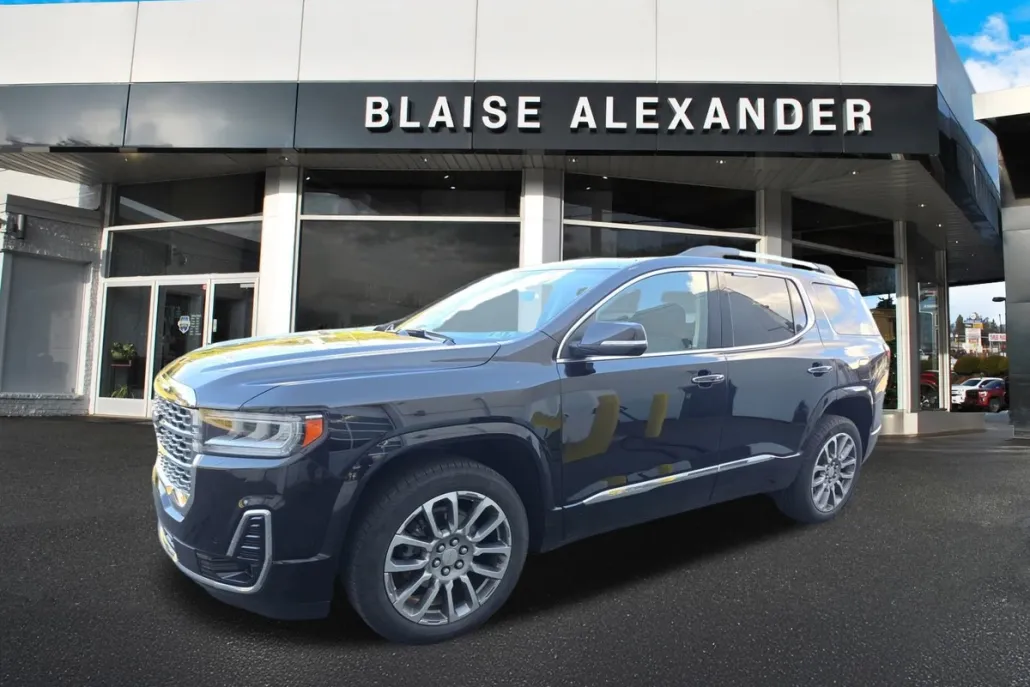 2023 Gmc Acadia Denali photo 1