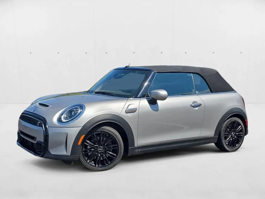 2024 Mini Cooper Convertible S photo 1