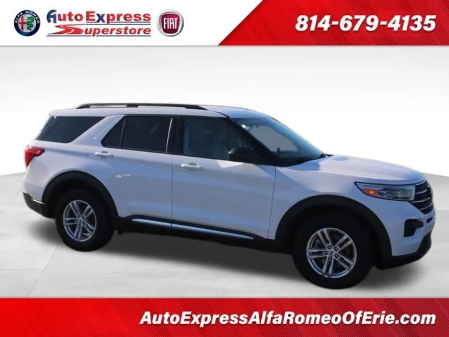 2022 Ford Explorer XLT photo 1