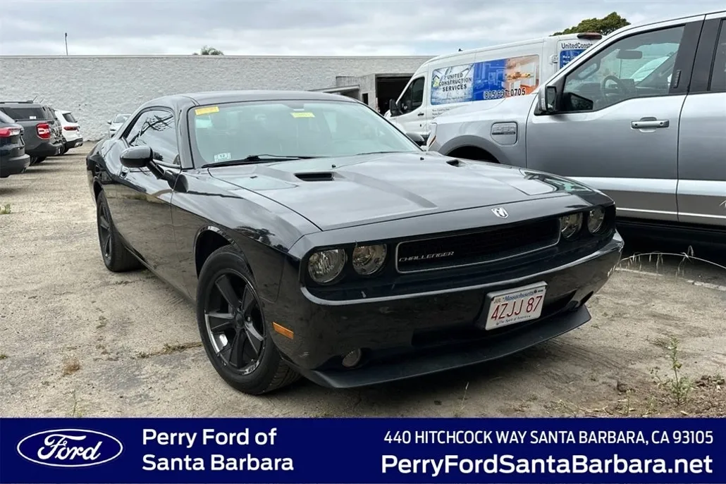 2009 Dodge Challenger SE photo 1